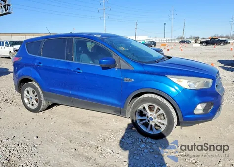 2017 Ford Escape Se z USA, uszkodzony, nr VIN 1FMCU9GD5HUB33769